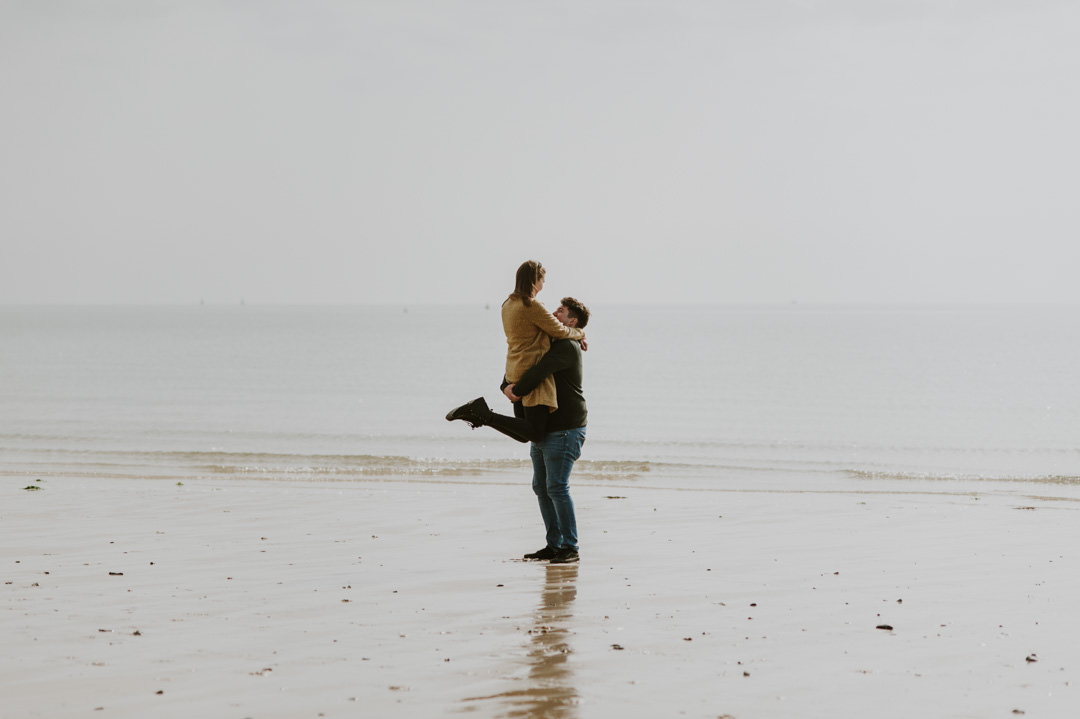 Dorset couples beach photo shoot